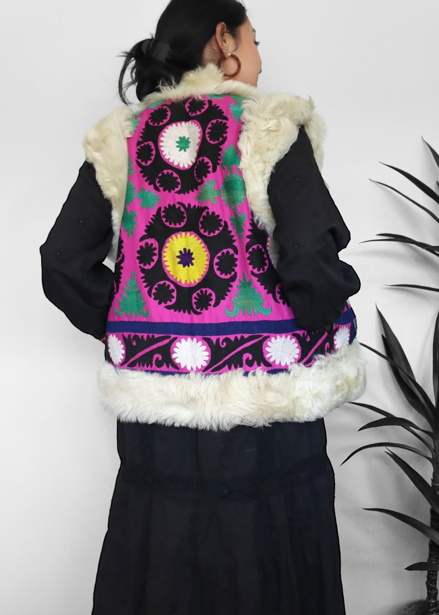 AYPATAM #17 | M-L | SUZANI SHORT VEST