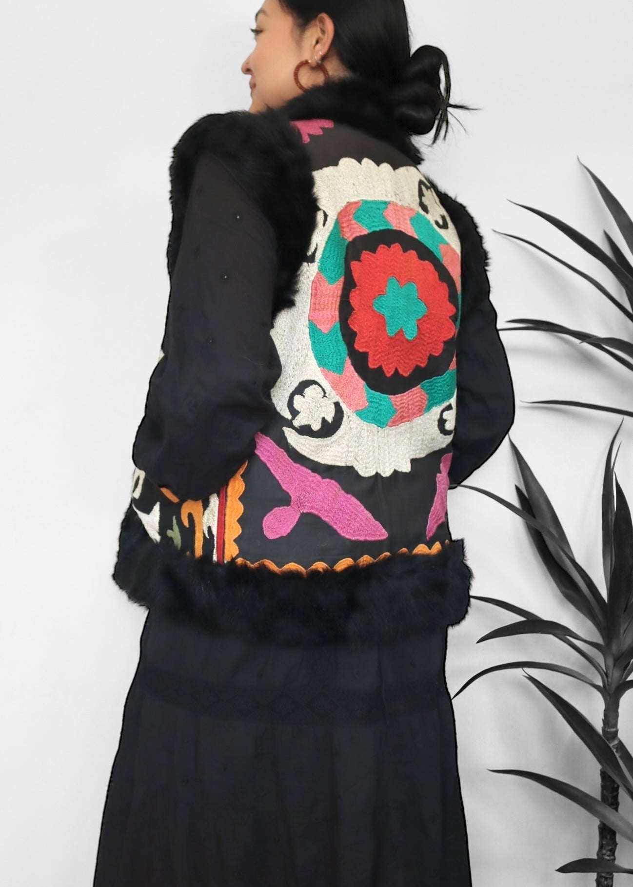 AYPATAM #15 | M-L | SUZANI SHORT VEST