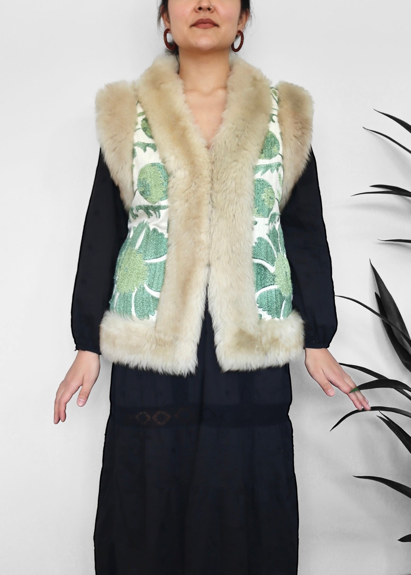 AYPATAM #20 | M-L | SUZANI SHORT VEST