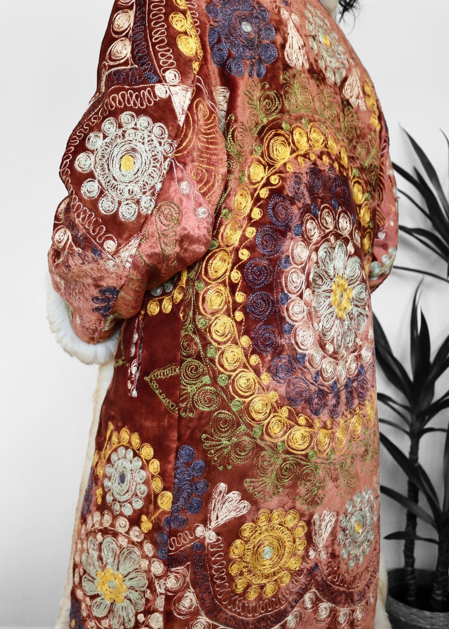 RABIYA #09 | S-M |SUZANI LONG COAT