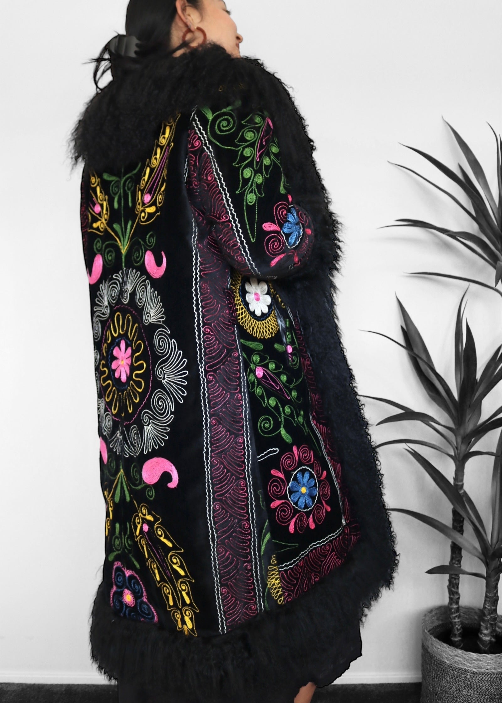RABIYA #30 | L | SUZANI LONG COAT