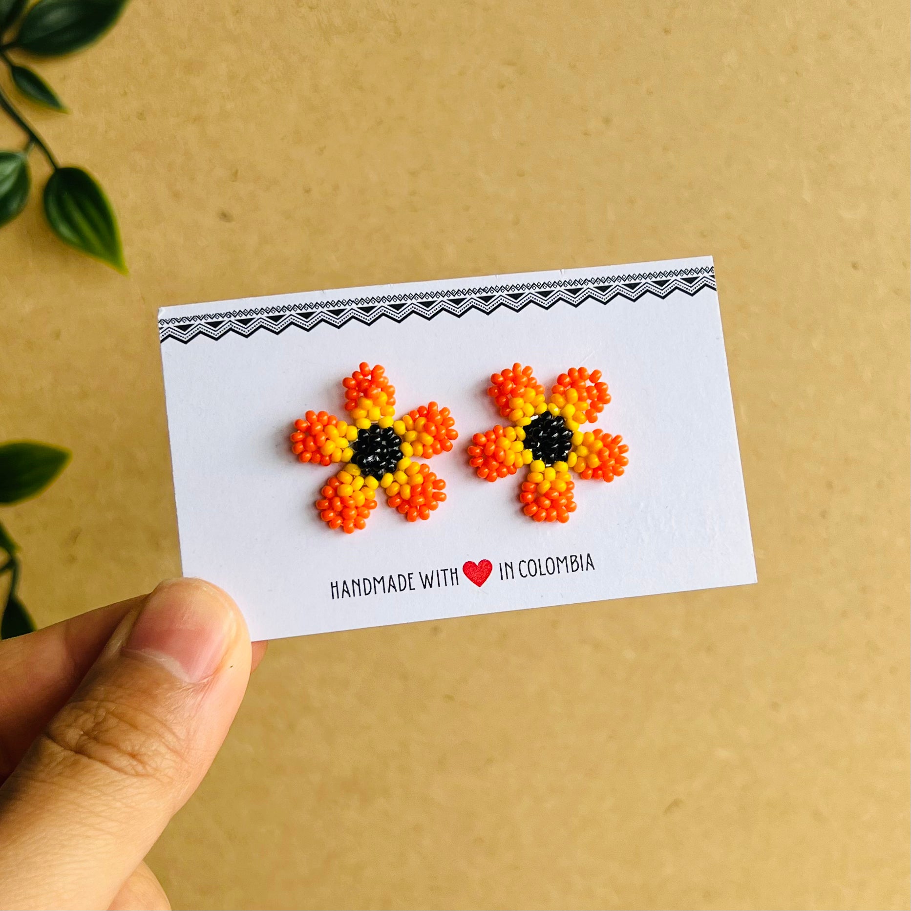 ARCHIVE | WILDFLOWER STUDS #12