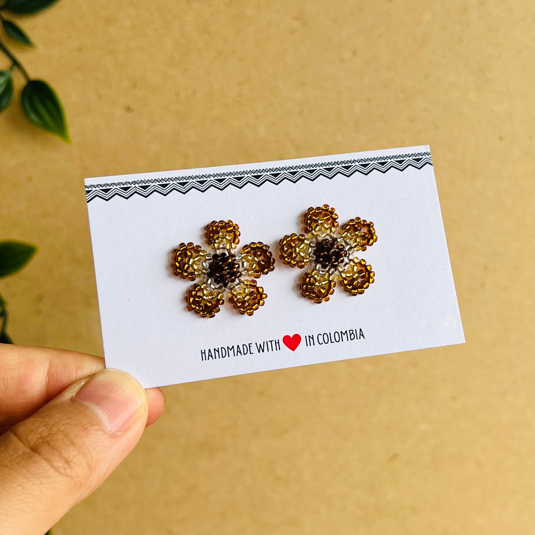 ARCHIVE | WILDFLOWER STUDS #2