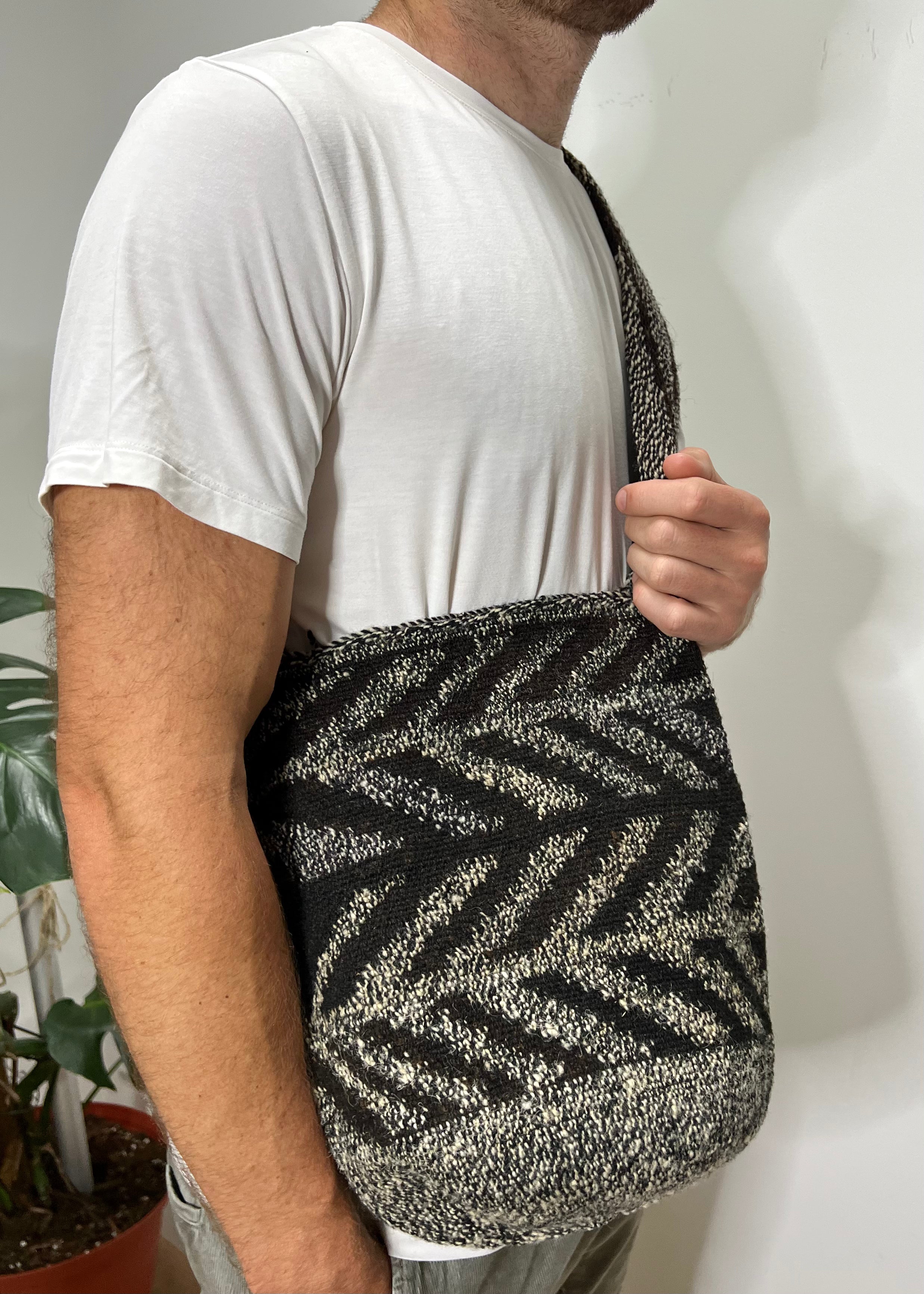 HOJAS | LARGE | ARHUACA MOCHILA #269