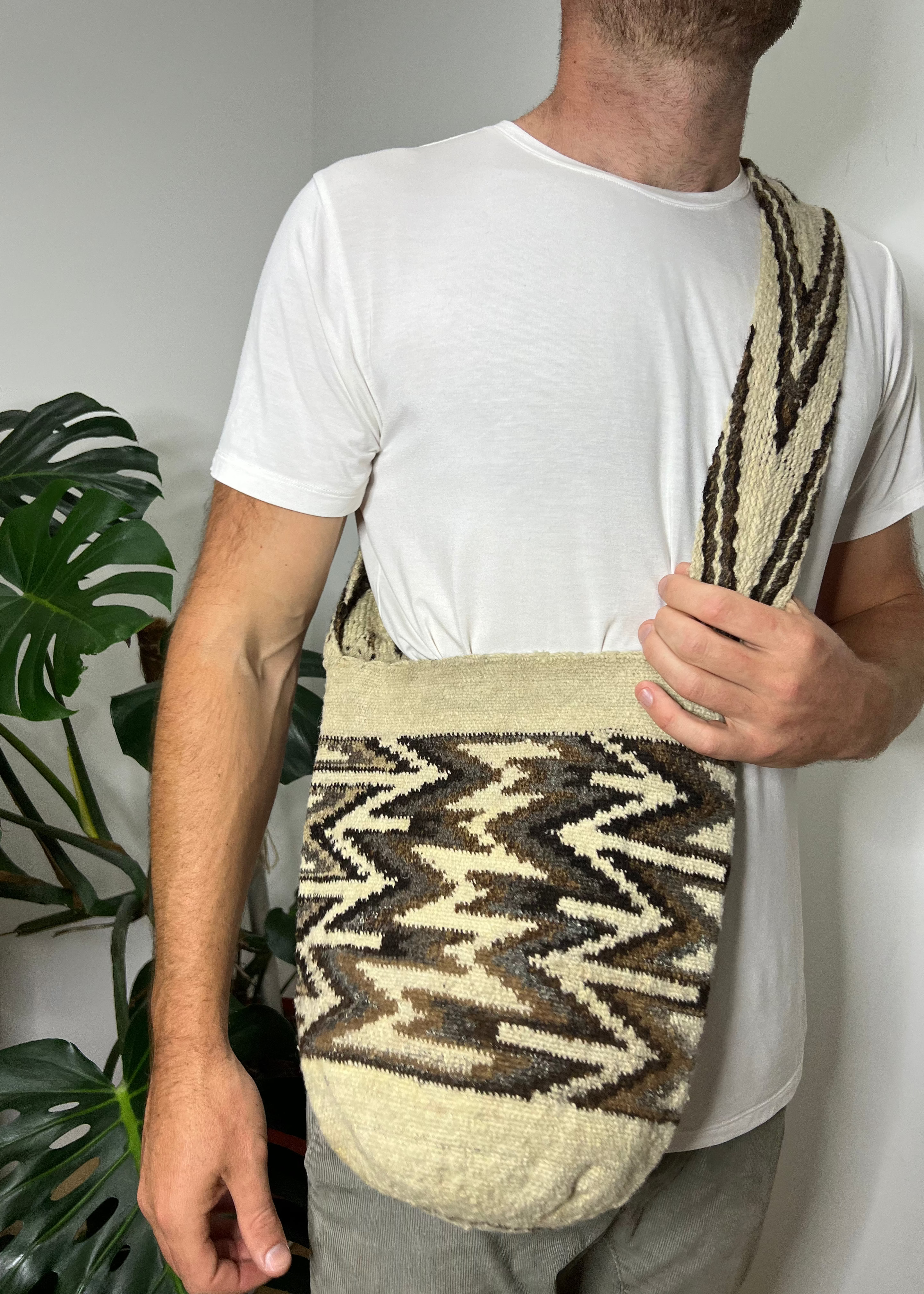 PUNDWA | LARGE | ARHUACA MOCHILA #180