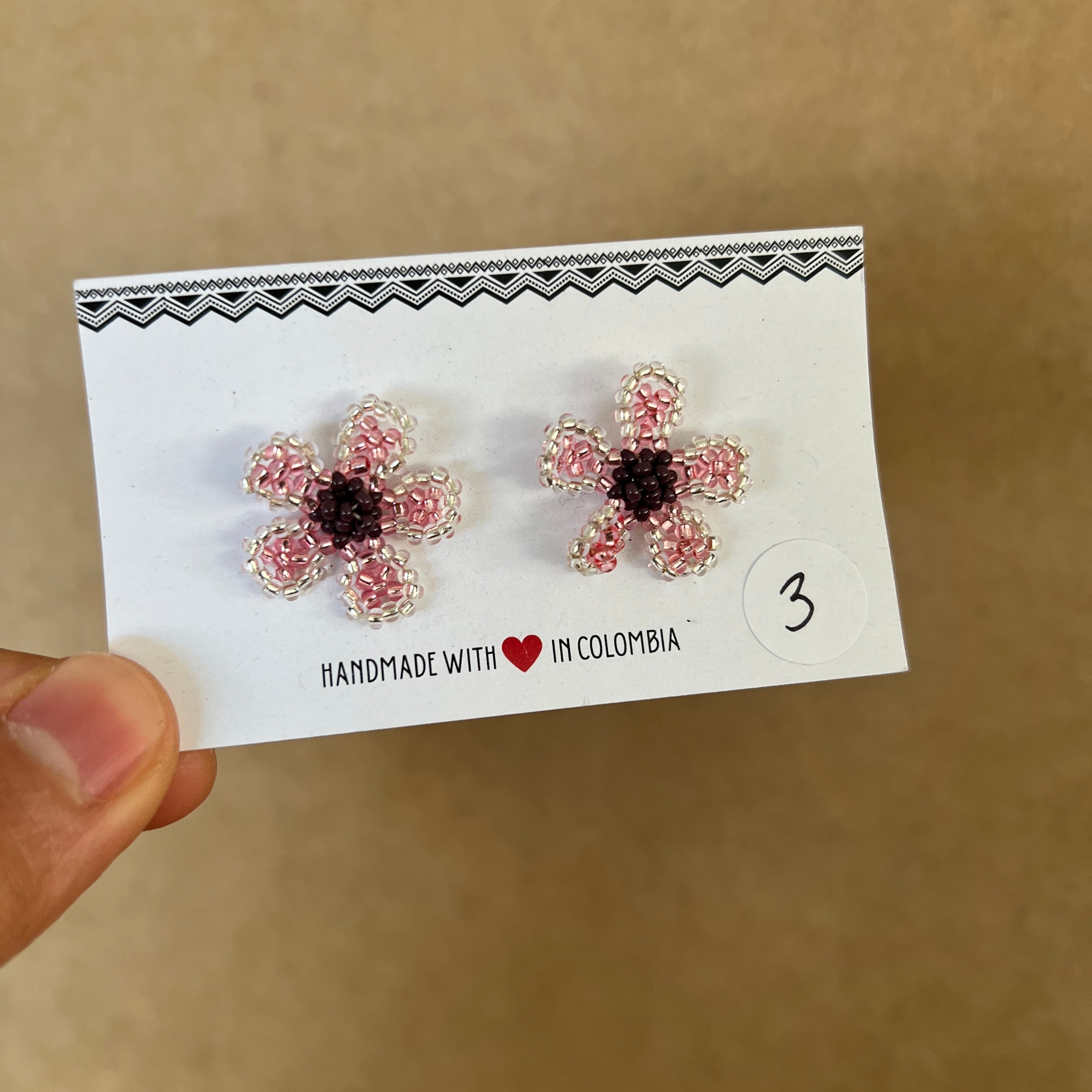 OUTLET | WILDFLOWER STUDS #20