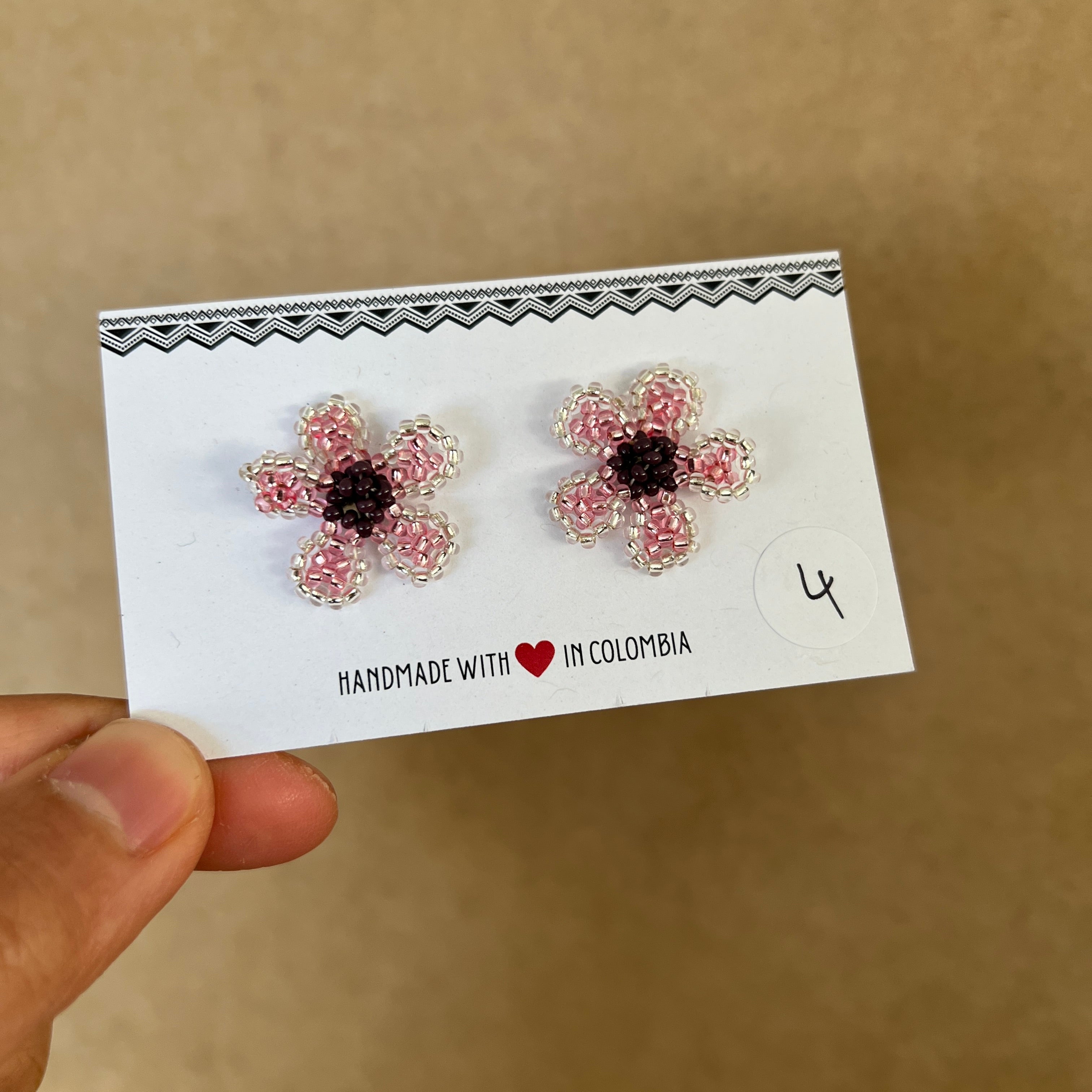 OUTLET | WILDFLOWER STUDS #20