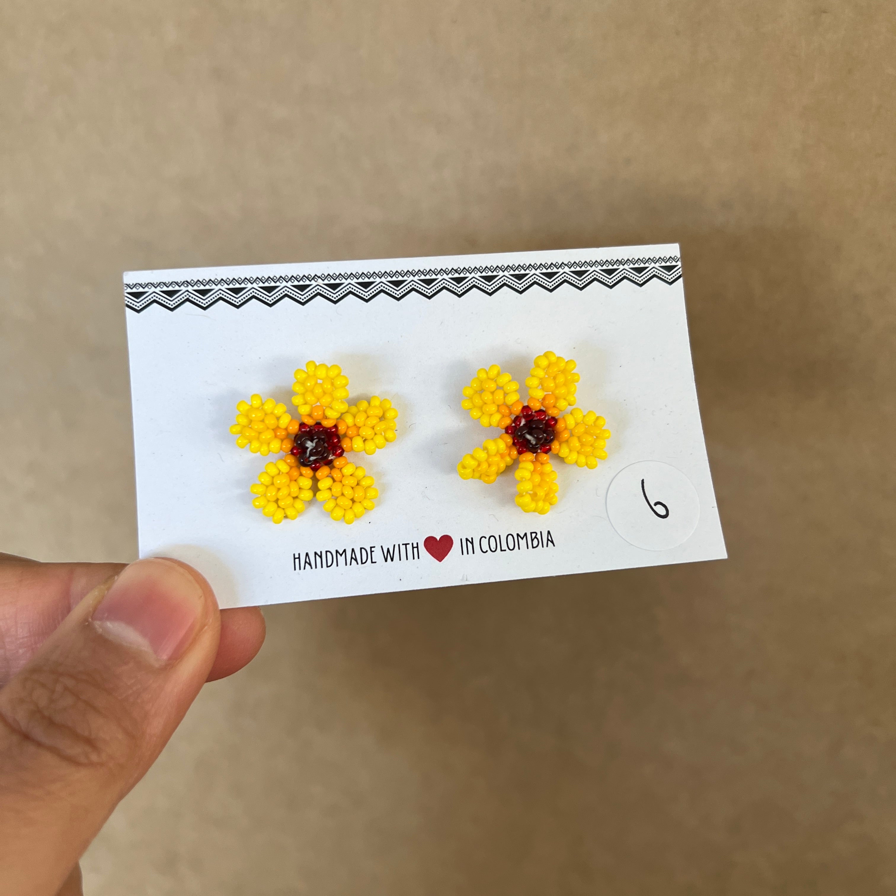 ARCHIVE/SAMPLE | WILDFLOWER STUDS #5
