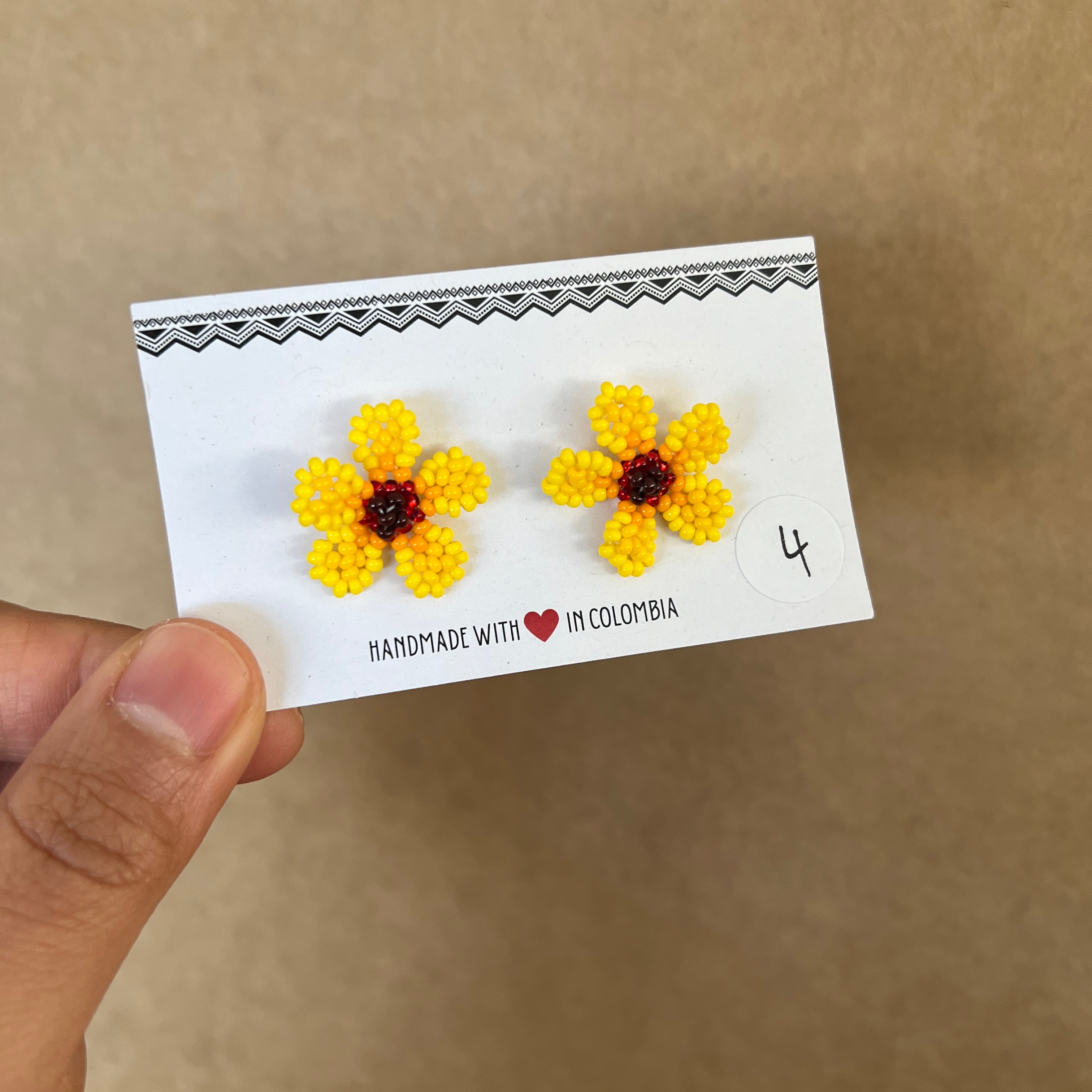 ARCHIVE/SAMPLE | WILDFLOWER STUDS #5