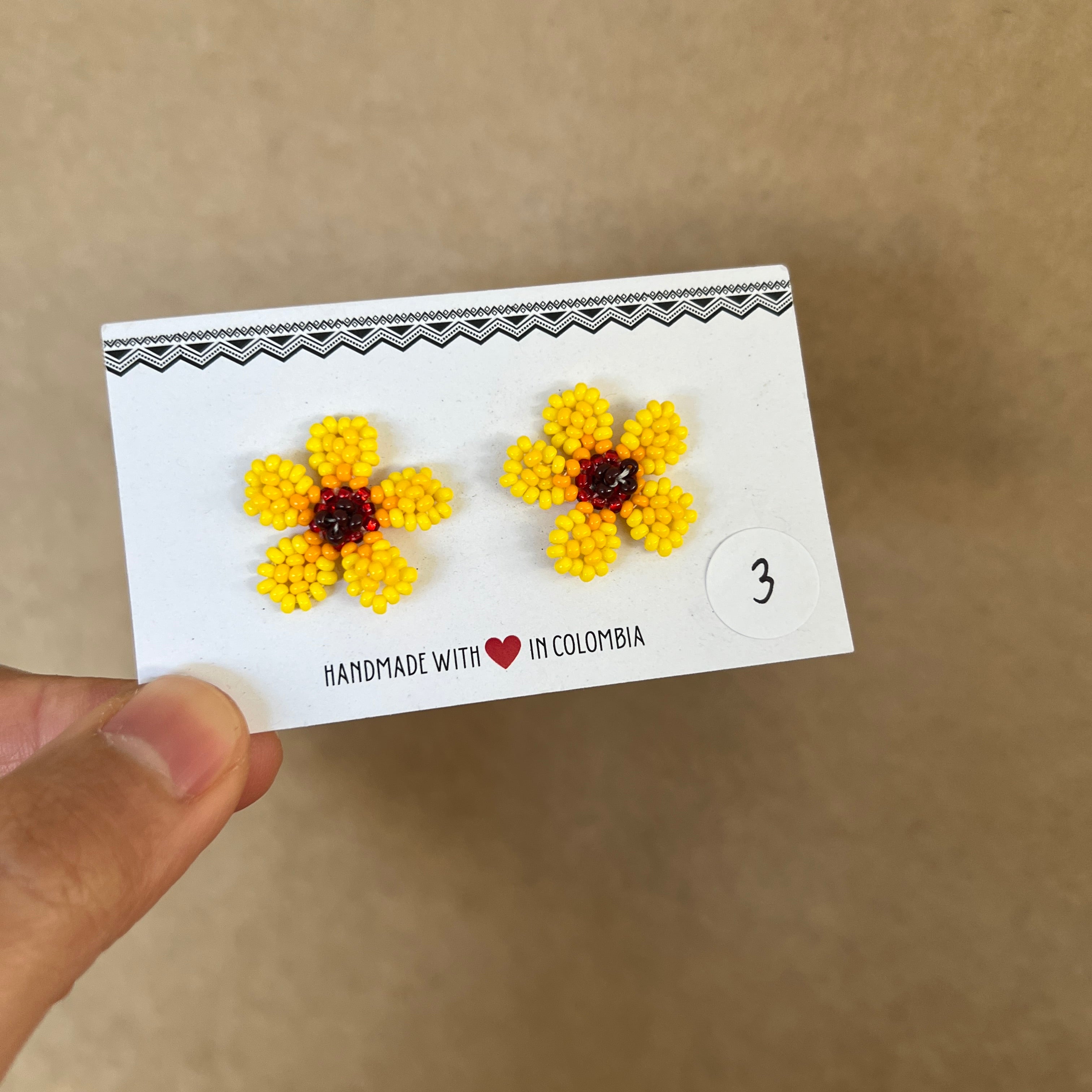 ARCHIVE/SAMPLE | WILDFLOWER STUDS #5