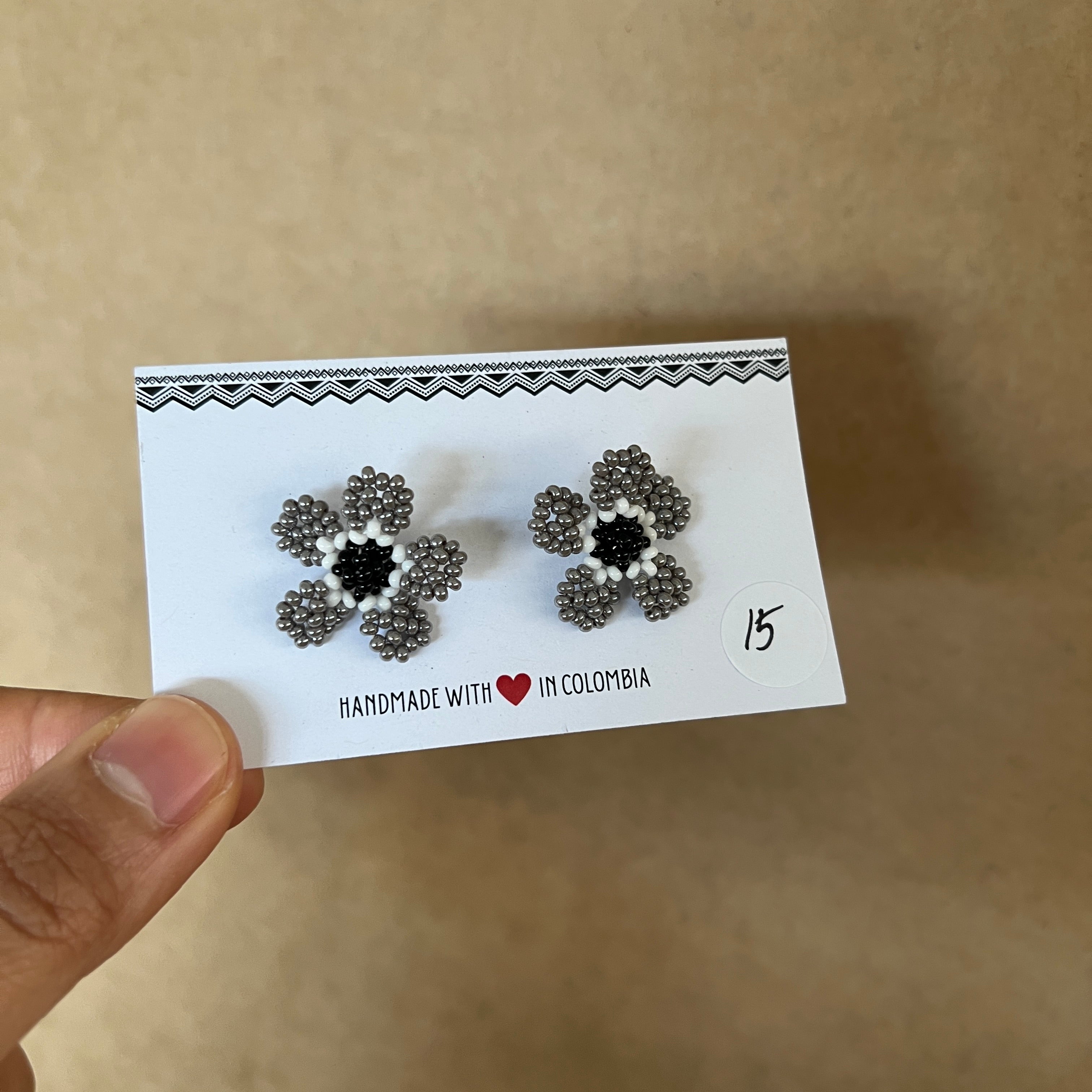 OUTLET | WILDFLOWER STUDS #15