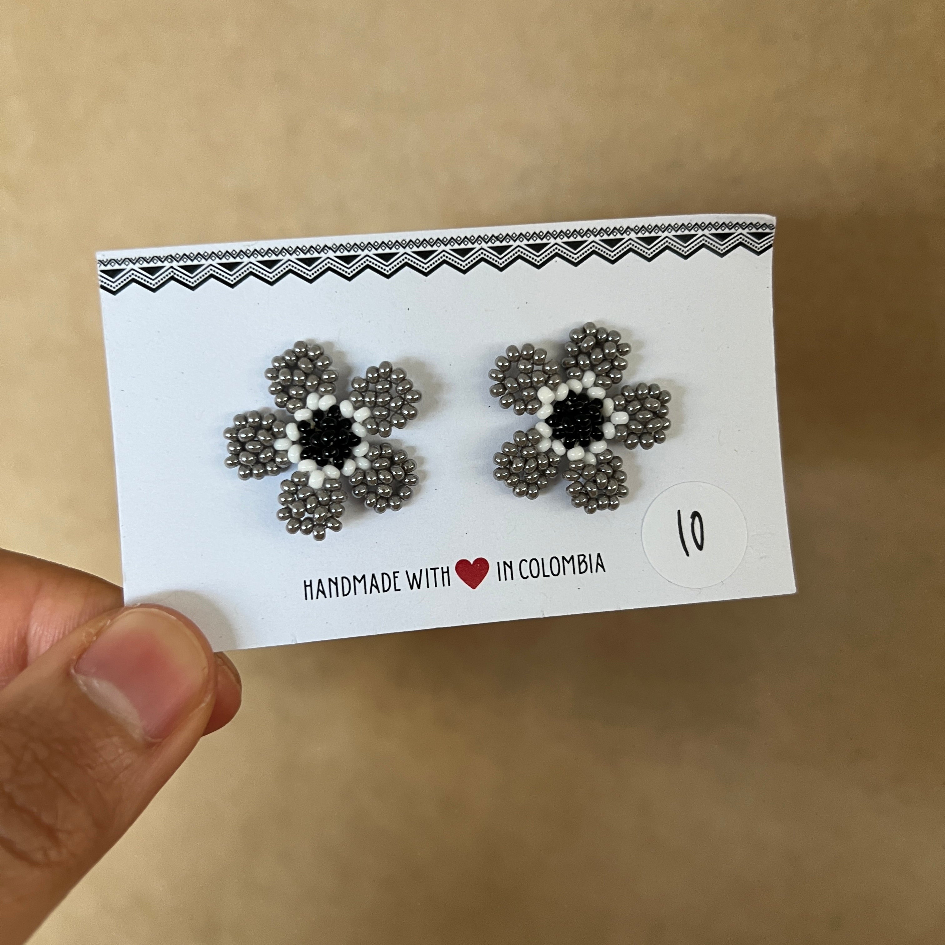 OUTLET | WILDFLOWER STUDS #15