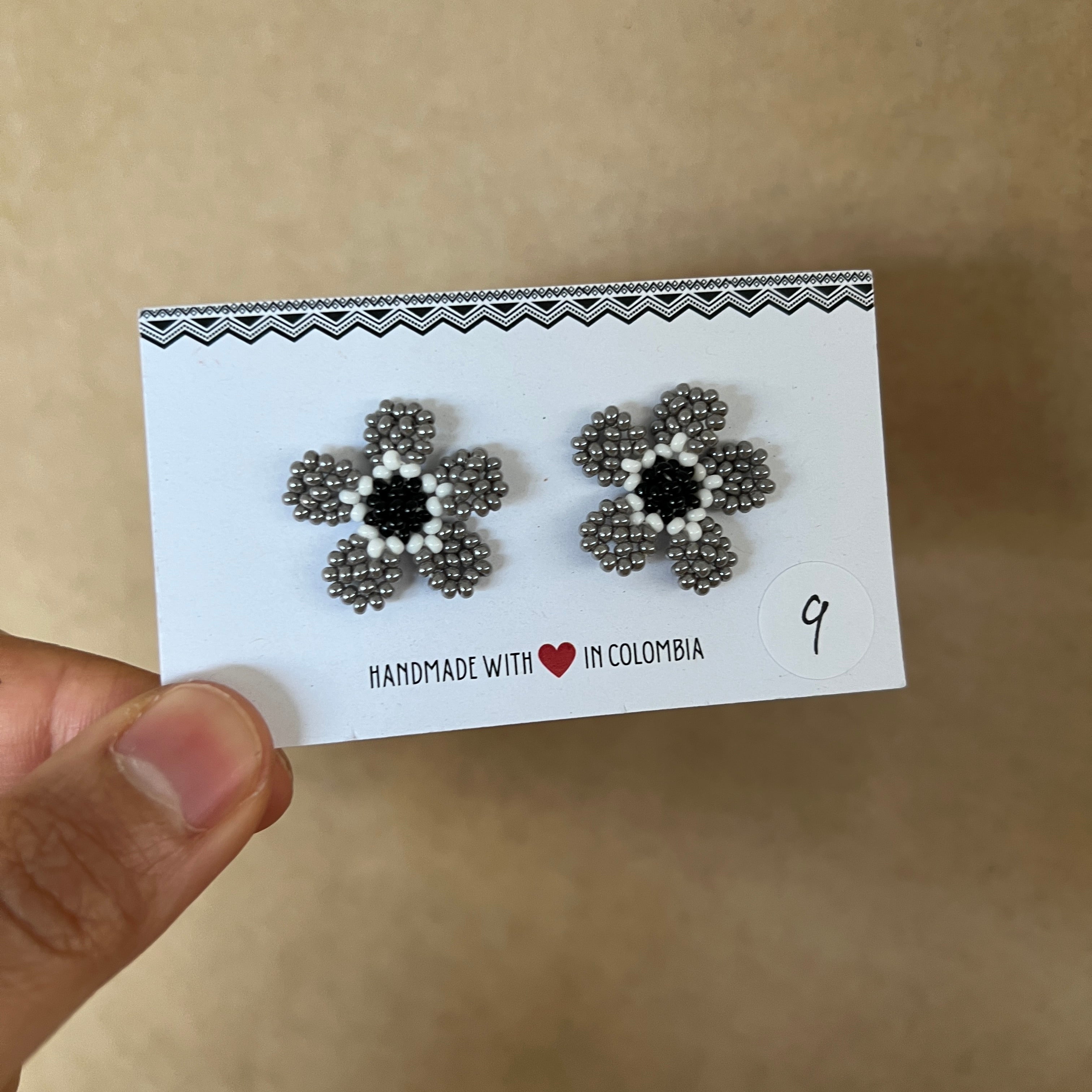 OUTLET | WILDFLOWER STUDS #15