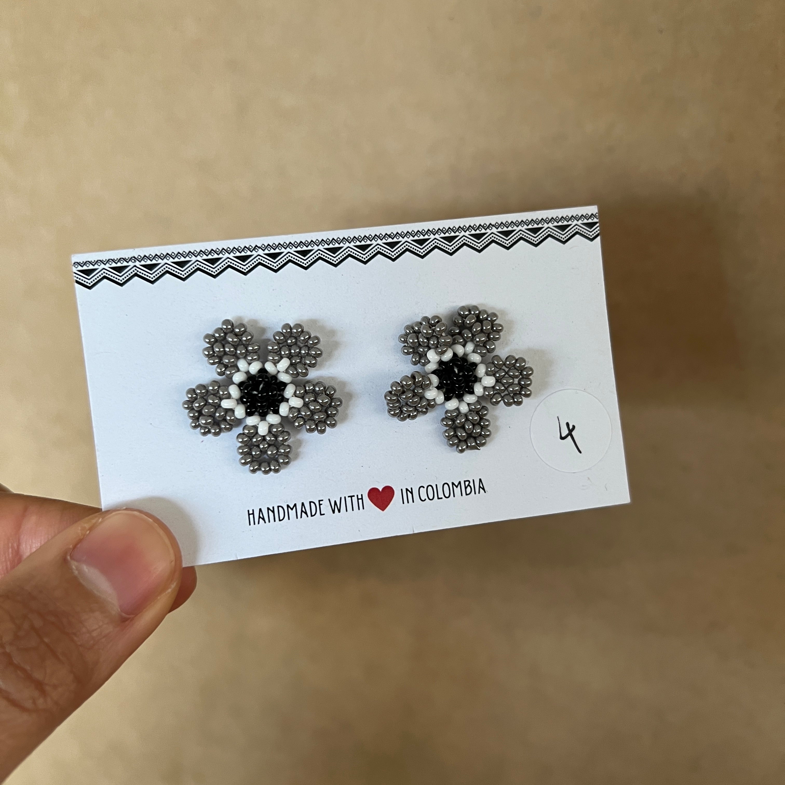 OUTLET | WILDFLOWER STUDS #15