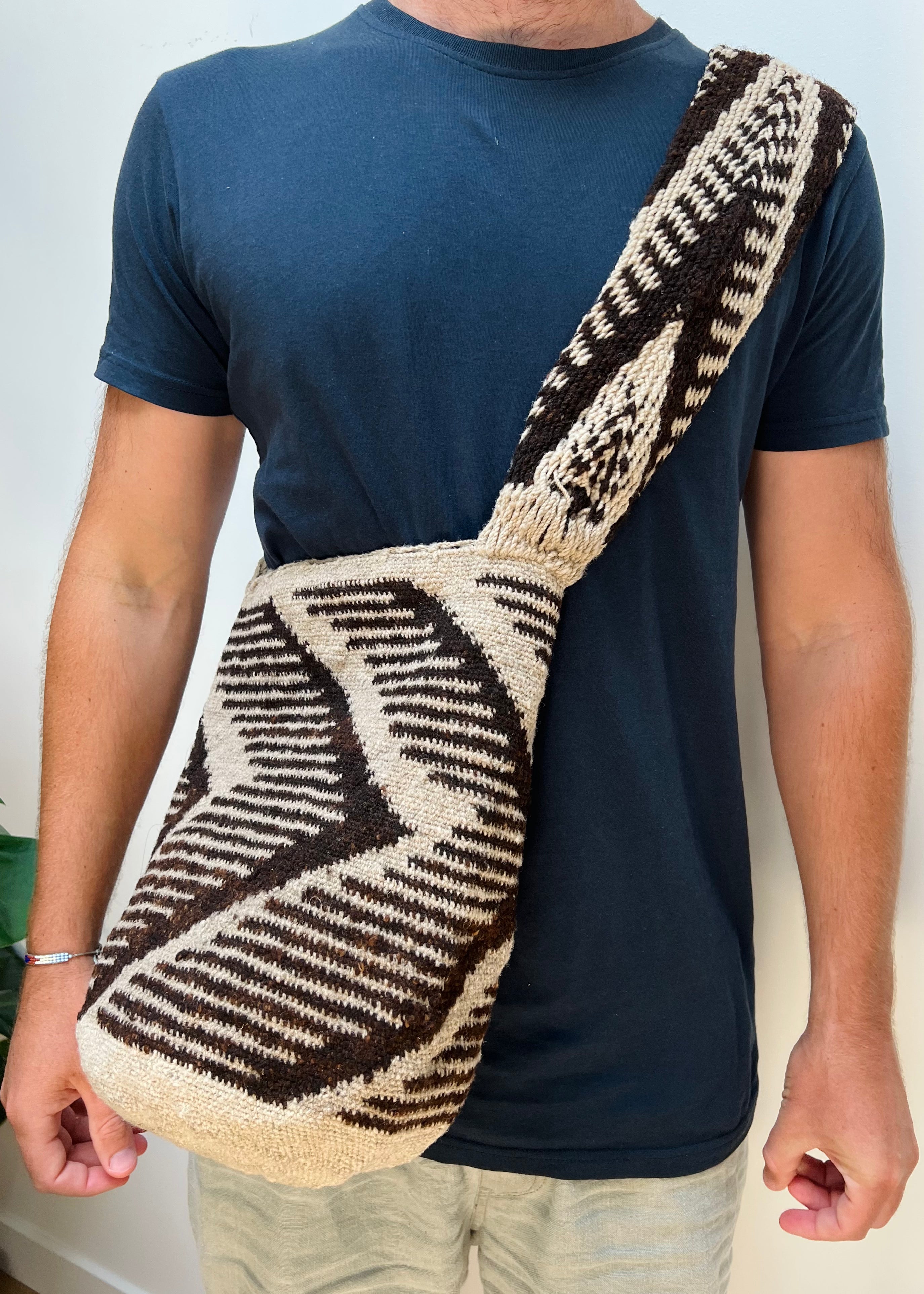 KUTIA | LARGE | ARHUACA MOCHILA #72
