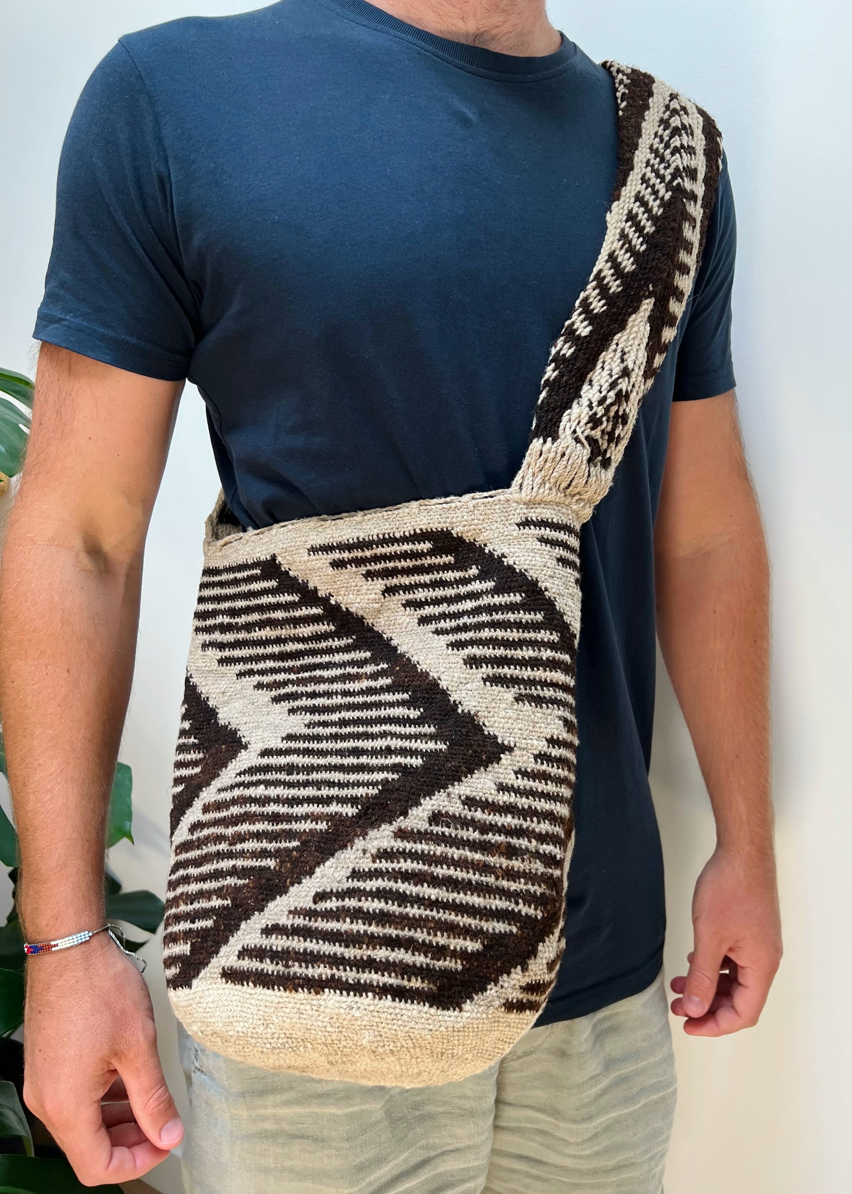 KUTIA | LARGE | ARHUACA MOCHILA #72