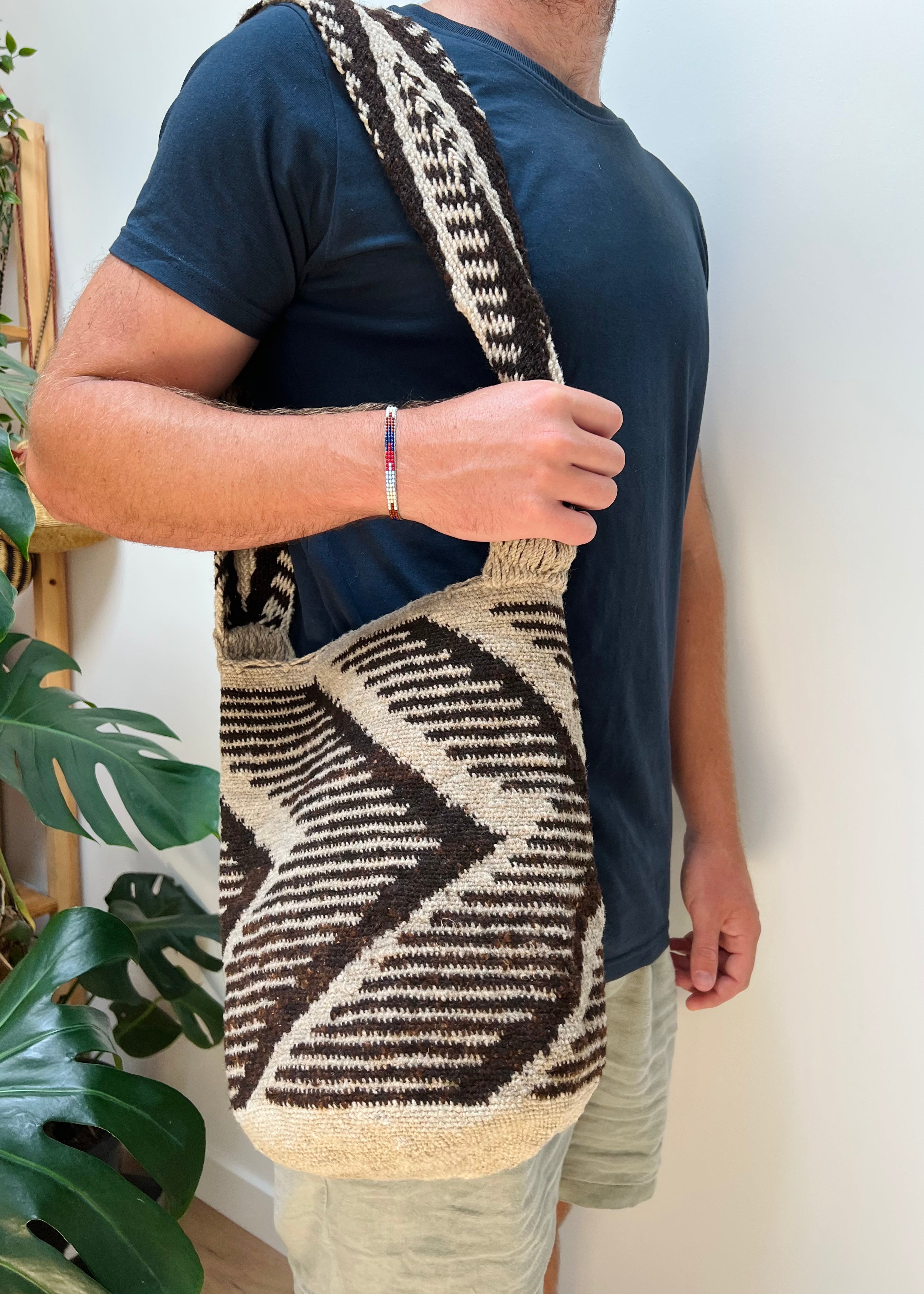 KUTIA | LARGE | ARHUACA MOCHILA #72