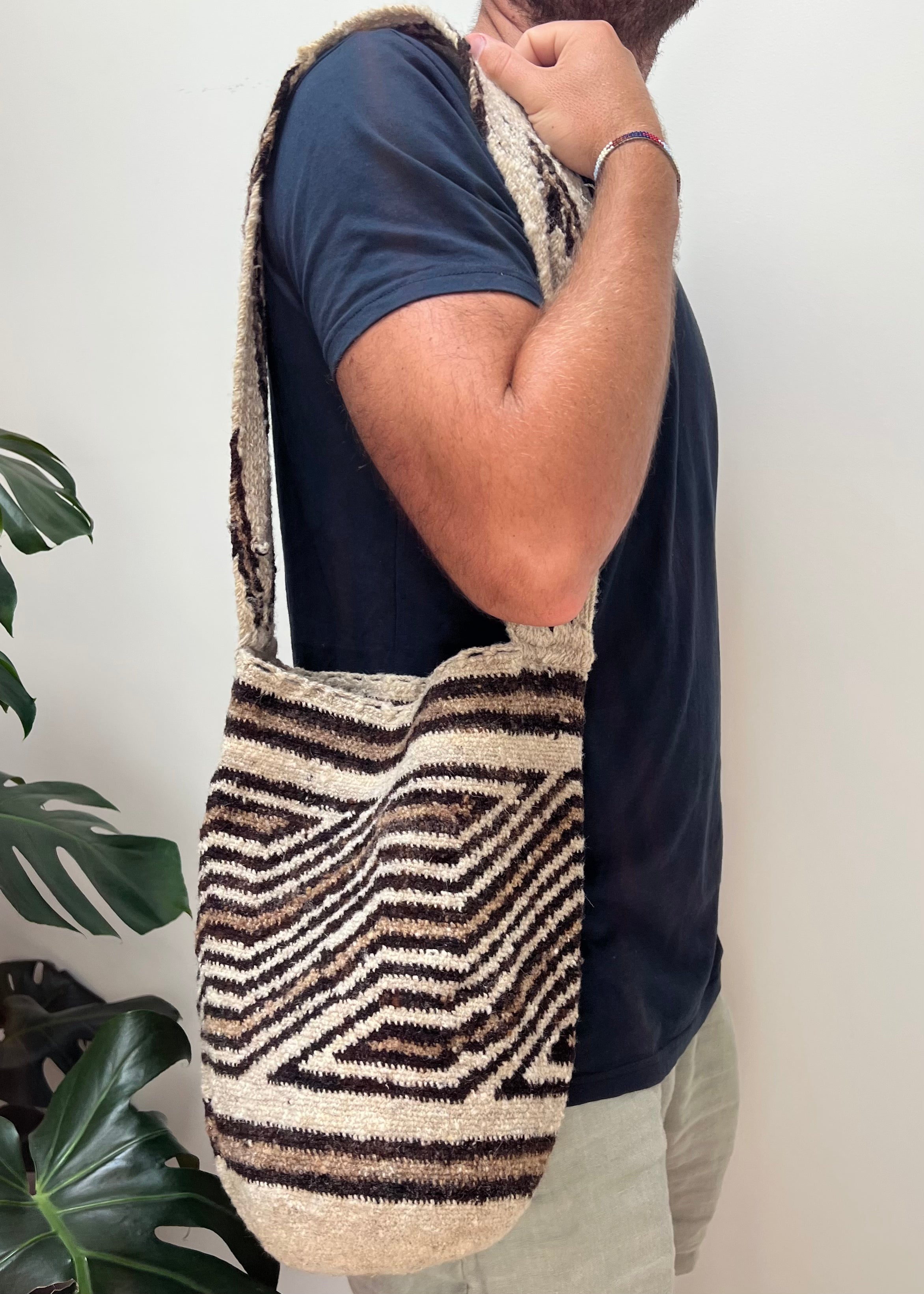 PENSAMIENTO | LARGE | ARHUACA MOCHILA #79