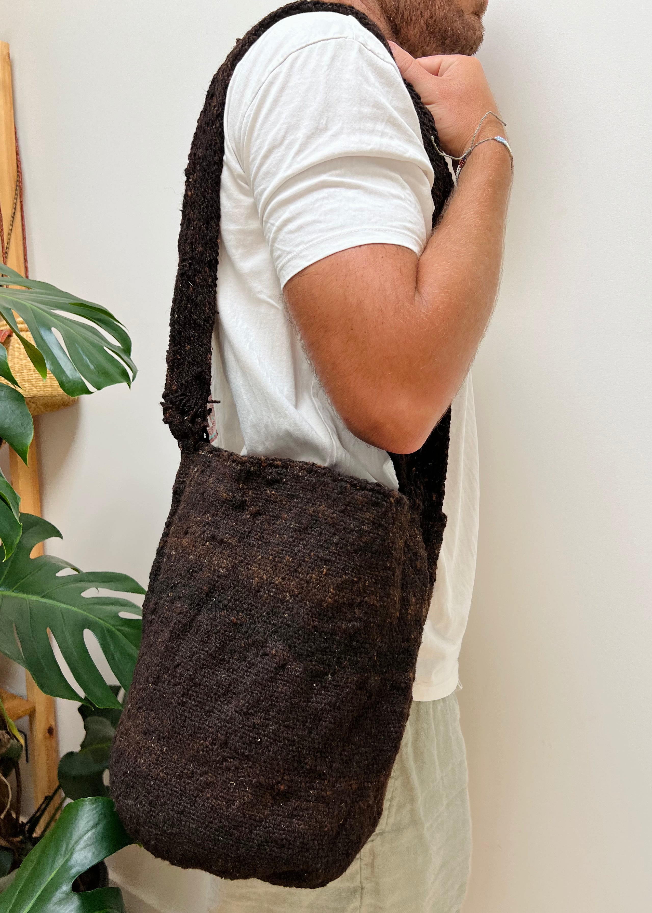 LA TIERRA | LARGE | ARHUACA MOCHILA #92