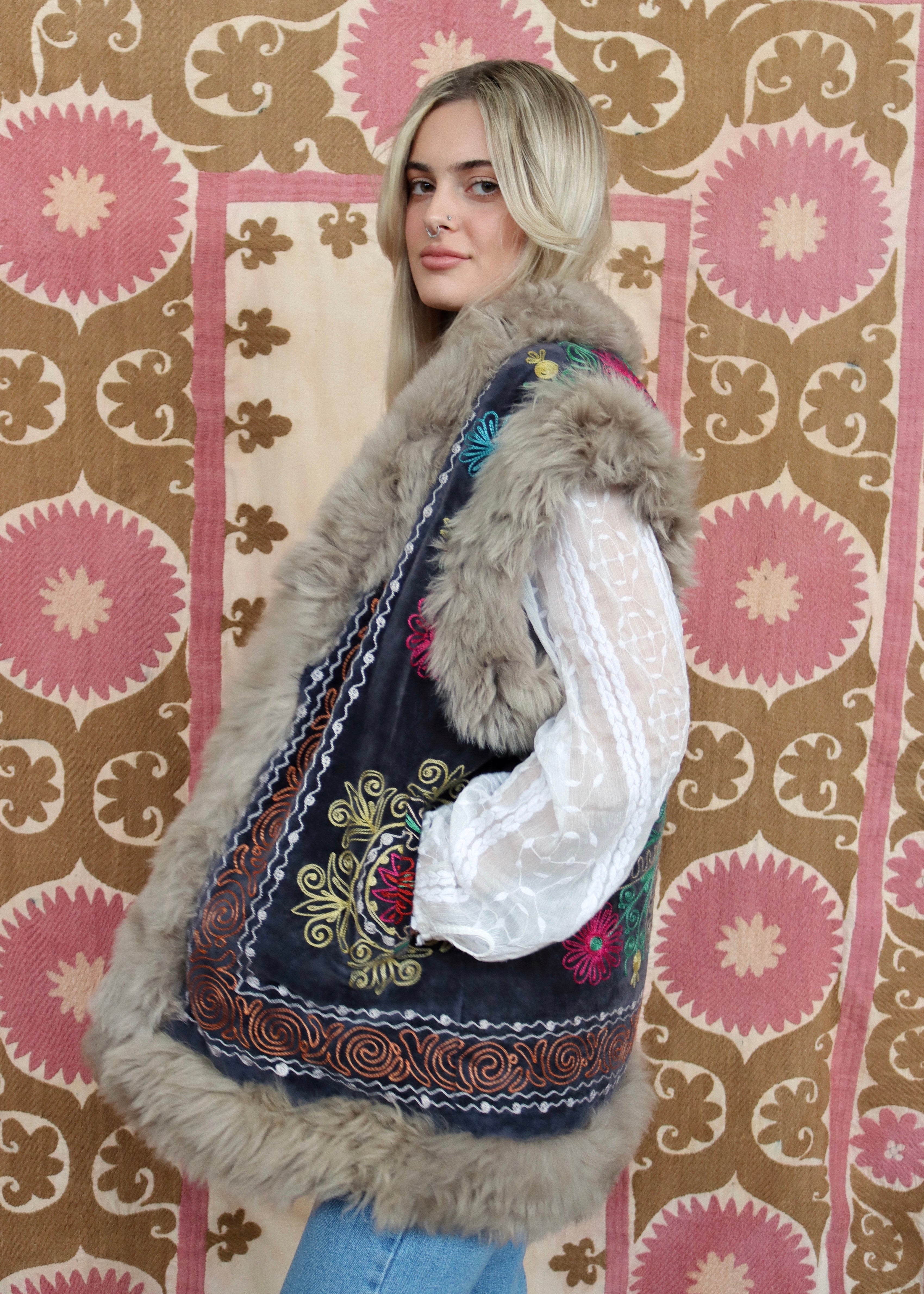 AYPATAM #07 | SUZANI SHORT VEST
