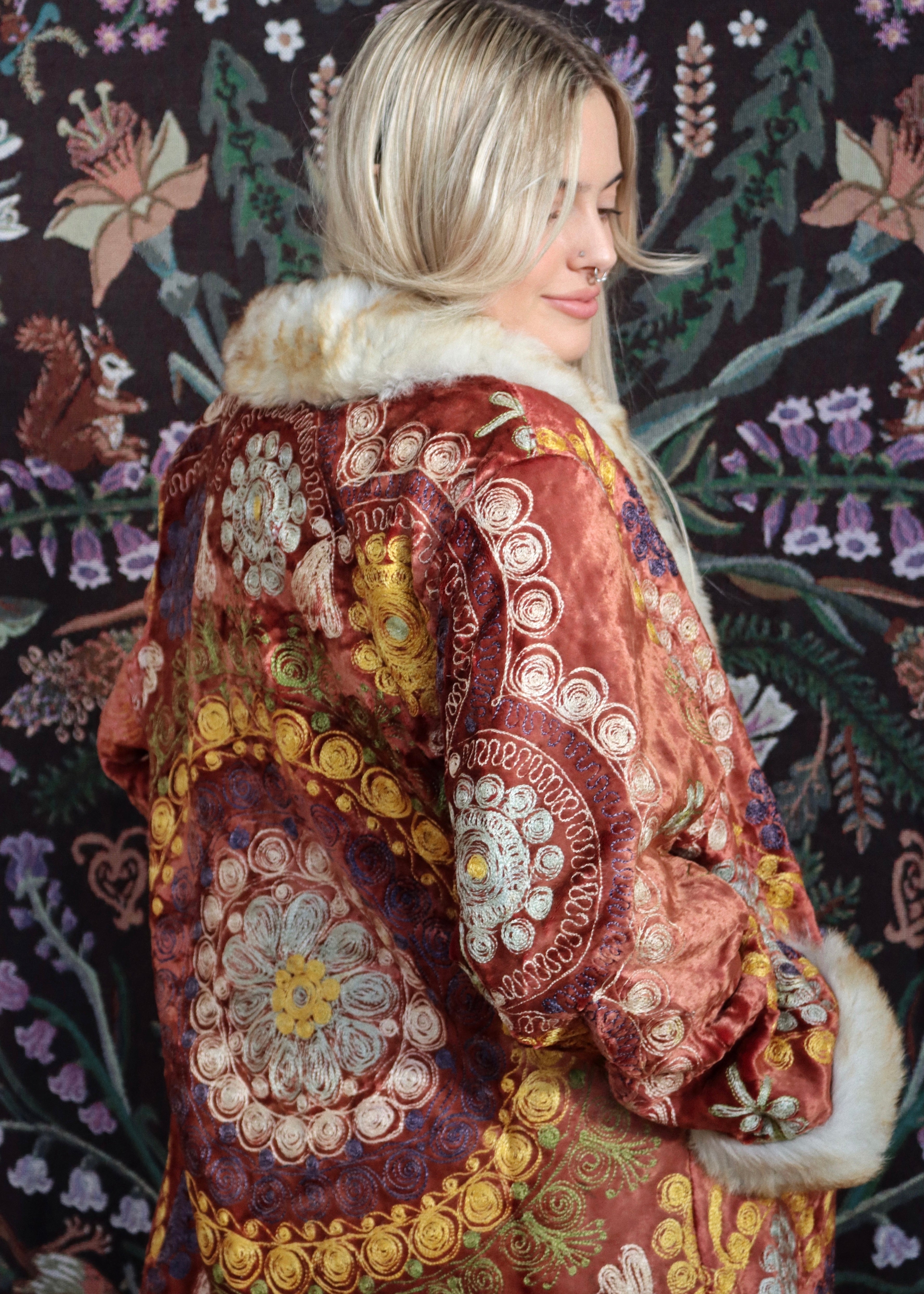 RABIYA #09 | S-M |SUZANI LONG COAT