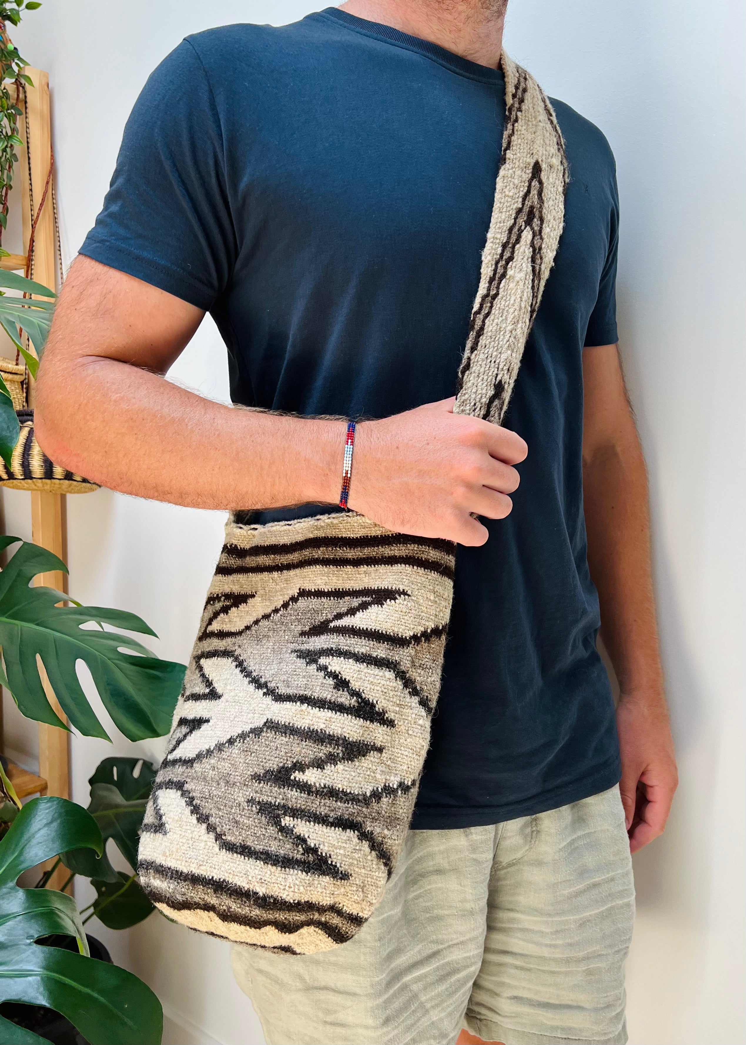 HOJAS | LARGE | ARHUACA MOCHILA #98