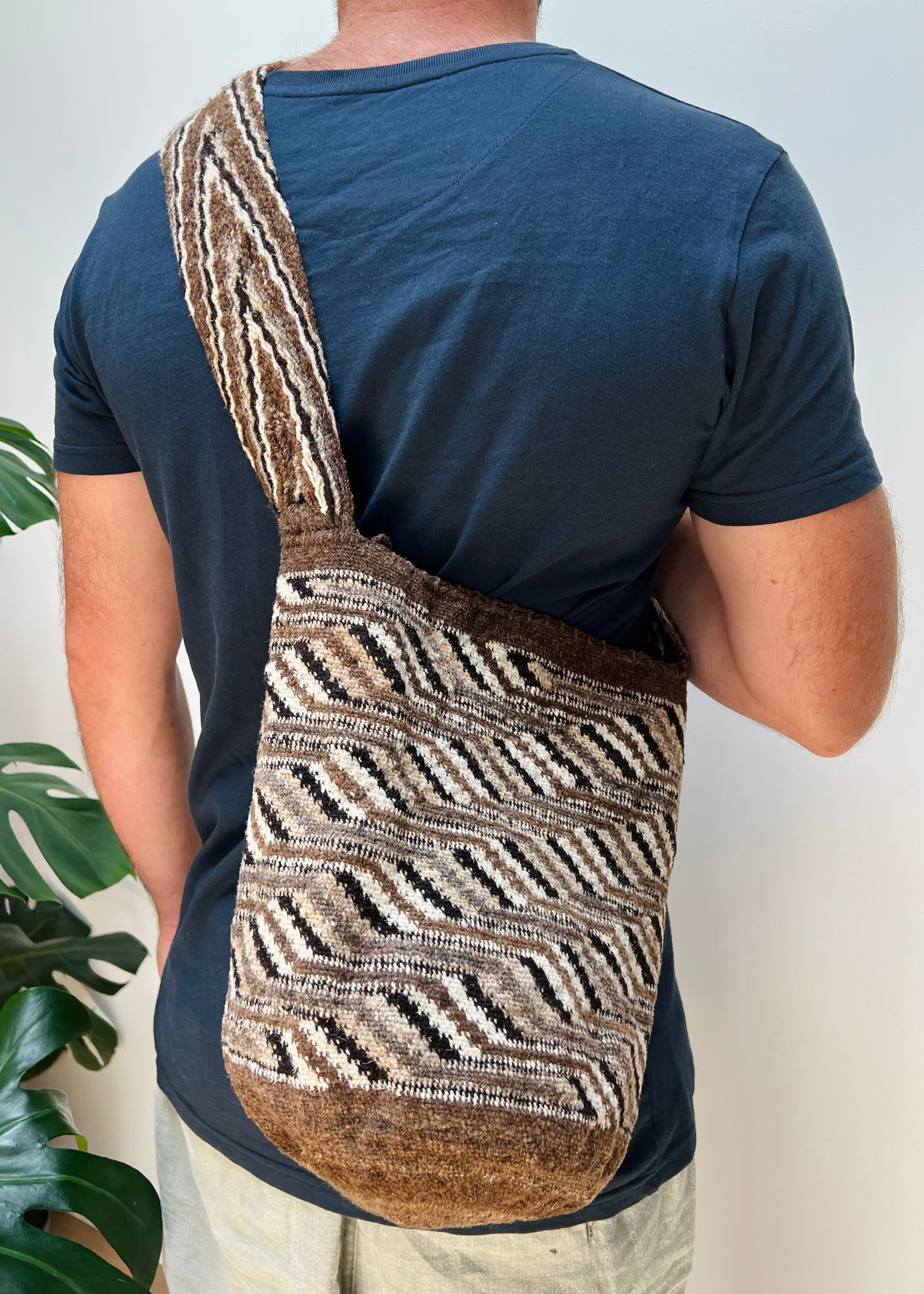 PENSAMIENTO | LARGE | ARHUACA MOCHILA #103