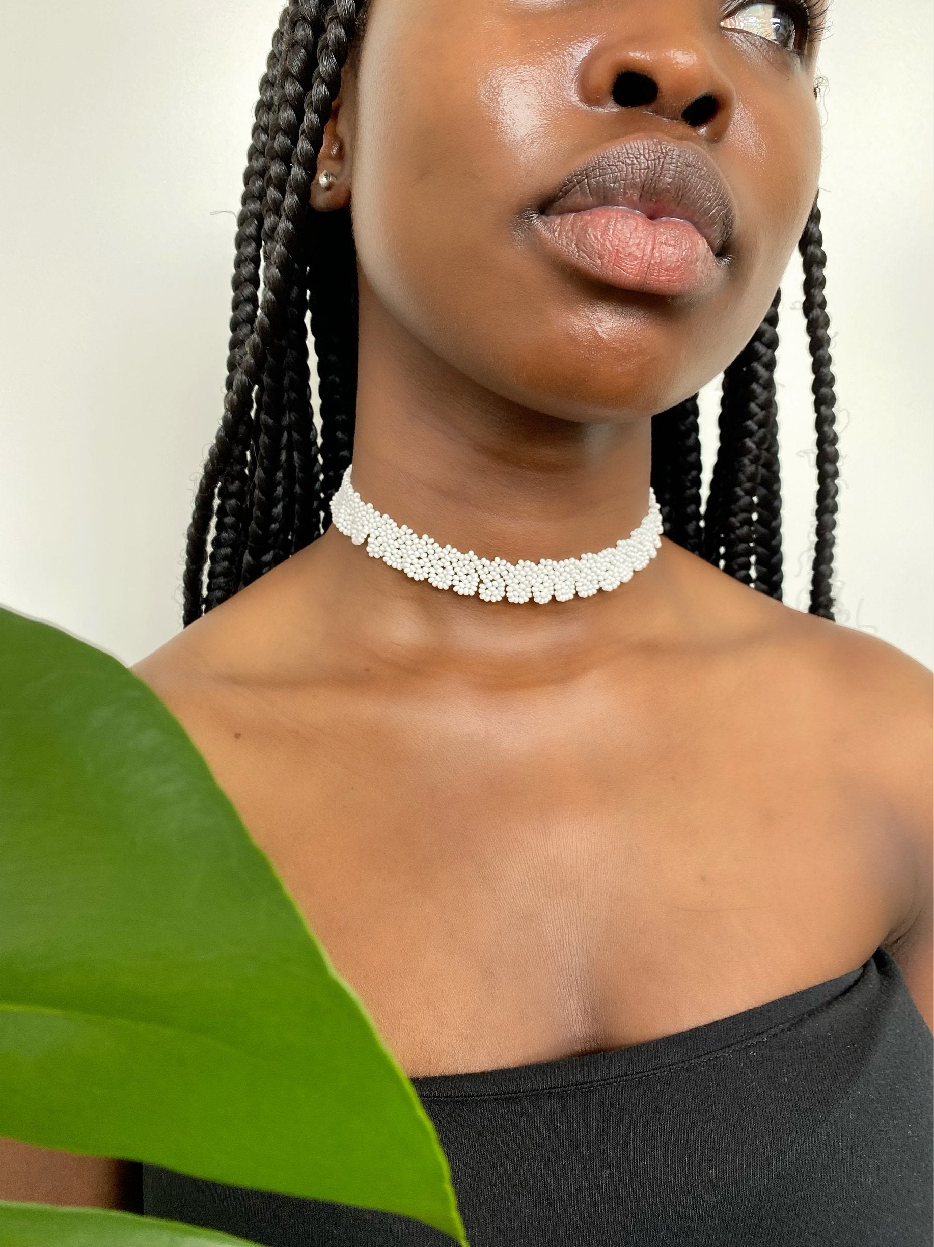 FLOWER CHOKER #14 | WHITE